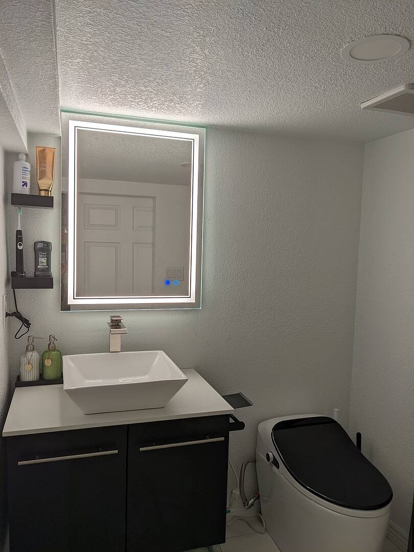 Hynova AX2 Automatic Smart Bidet Toilet with Auto Open/Close Lid Black 1.28 GPF